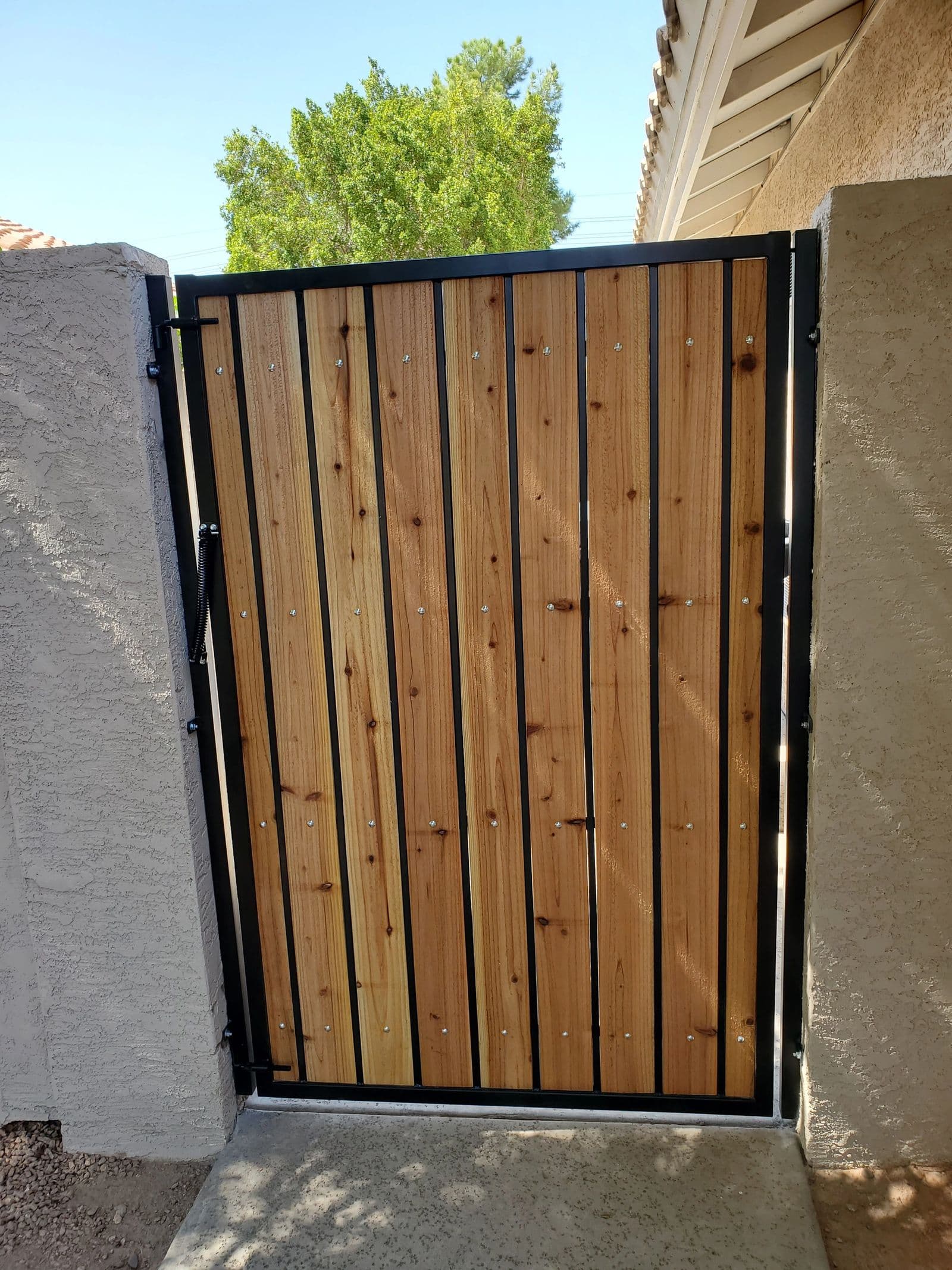 Custom gate project by Gates The Right Way